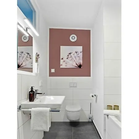With 3 Bedrooms * Olpenitz